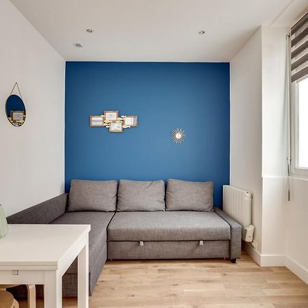 Apartment 3 People Close Eiffel Tower By Weekome Paris Exteriör bild