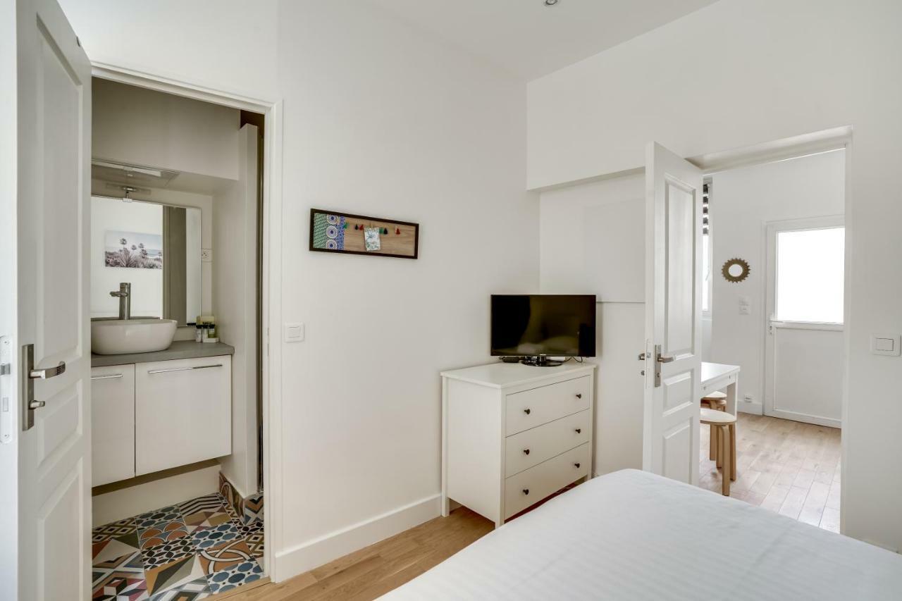 Apartment 3 People Close Eiffel Tower By Weekome Paris Exteriör bild