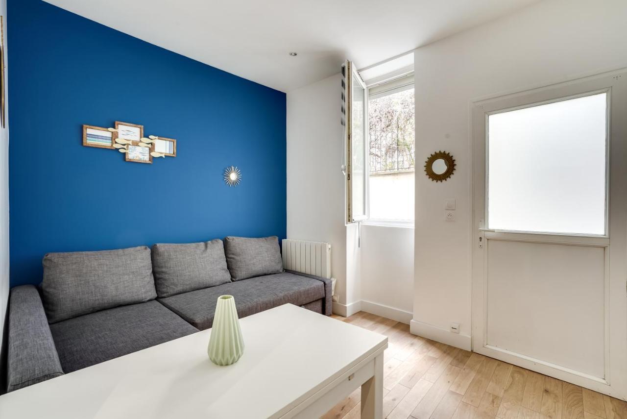 Apartment 3 People Close Eiffel Tower By Weekome Paris Exteriör bild